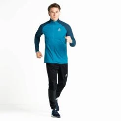 Odlo Zeroweight Warm Hybrid Jacket Homme Bleu -Odlo main 313202 20829 Model Front FullBody 1 94bd