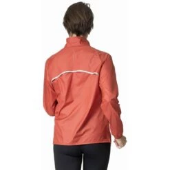 Odlo Veste Zeroweight Femme Rouge -Odlo main 313711 30837 Model Back Crop 1 e182