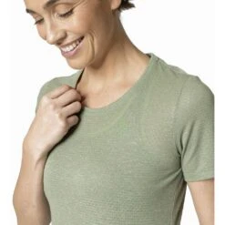 Odlo T-Shirt Manches Courtes Zeroweight Enginee Femme Rose -Odlo main 313731 40416 Model Detail Crop 2 382e