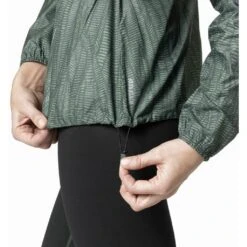 Odlo Veste Zeroweight Print Femme Vert -Odlo main 313921 40414 Model Detail Crop 2 1 8862