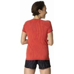 Odlo T-Shirt Manches Courtes Zeroweight Ceramic Femme Rouge -Odlo main 313971 30853 Model Back Crop 1 9e92